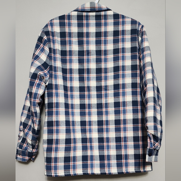 Thread Wave Quilted Button Down plaid Long Sleeves Size Small - Picture 2 of 7